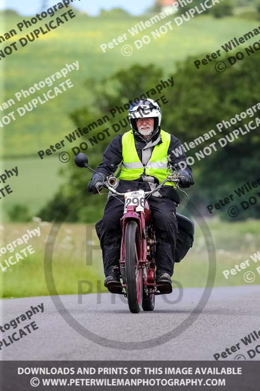 Vintage motorcycle club;eventdigitalimages;no limits trackdays;peter wileman photography;vintage motocycles;vmcc banbury run photographs